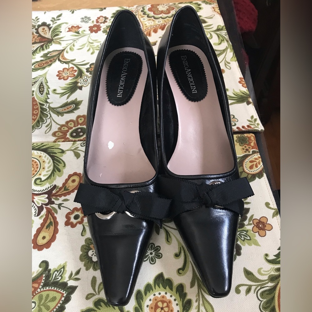 Enzo Angiolini Lovely  Black Pumps